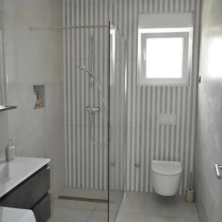 Riodia Seaview Apartment Primosten