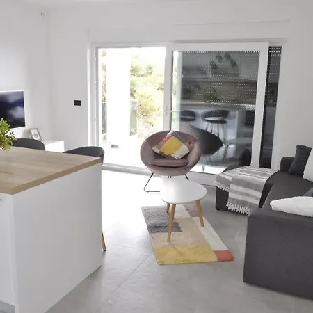 Apartment Riodia Seaview