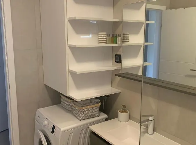 Riodia Seaview 公寓 *